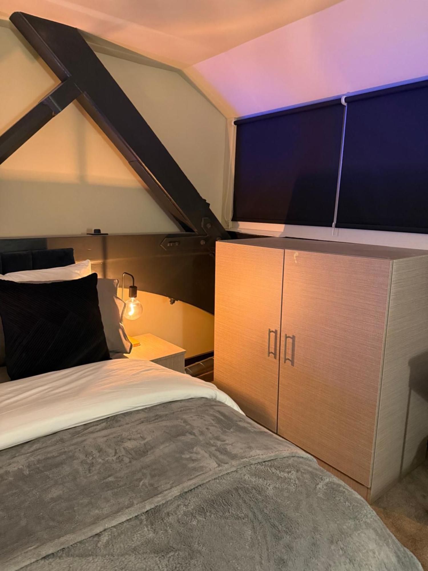 Cosy Mezzanine Apartment Leeds City Centre מראה חיצוני תמונה